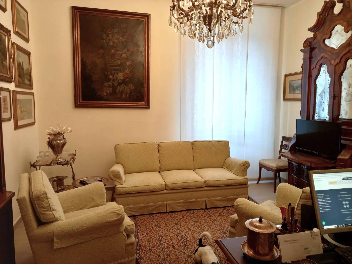 Salone