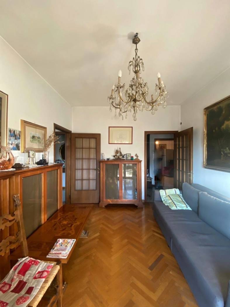 Salone