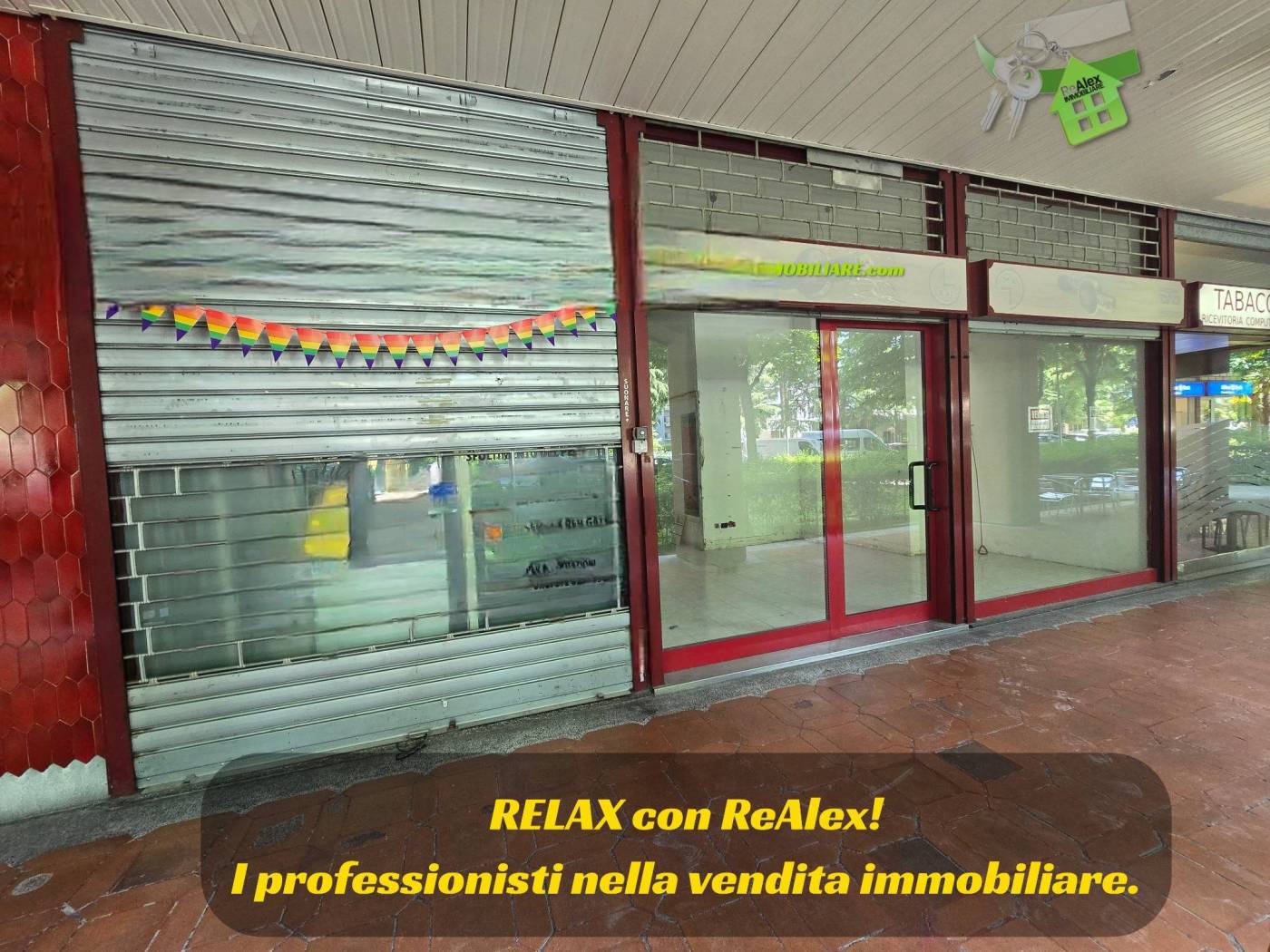 A pochi minuti dalla METROPOLITANA M2 COLOGNO NORD , nel cuore della Residenza PORTICI 2  dell'Edilnord, in un complesso residenziale curato, 