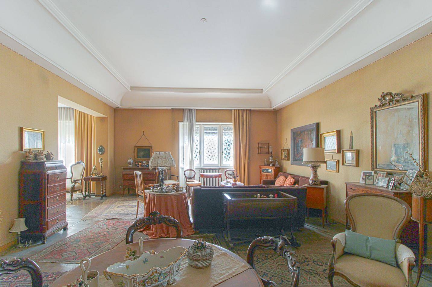 Salone Salone