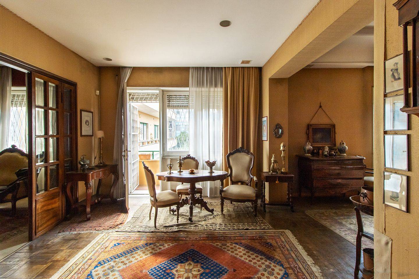 Salone Salone