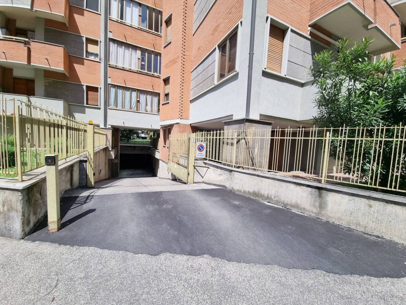 Altro