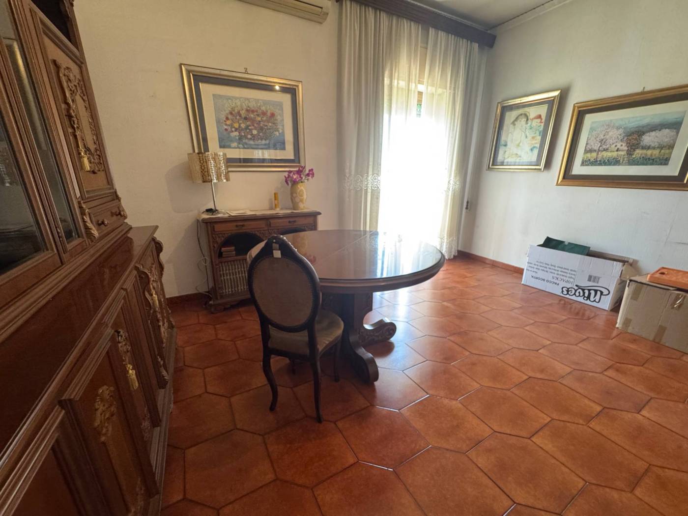 Salone
