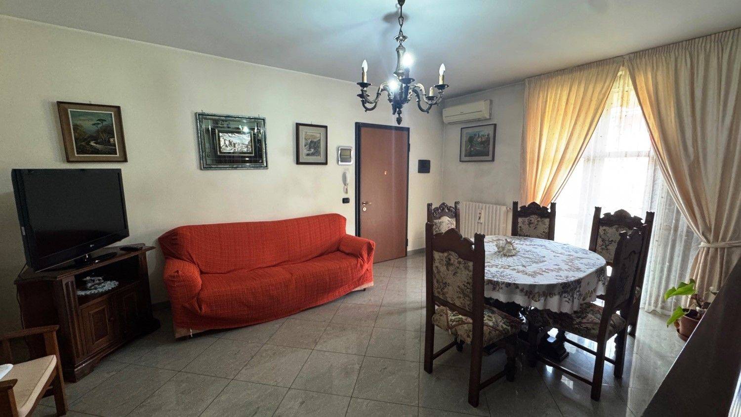 Salone