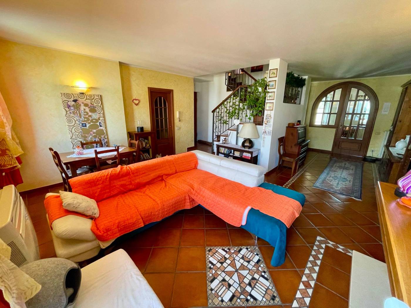 Salone