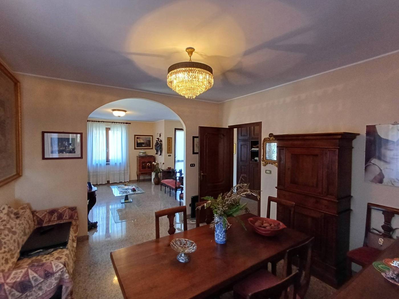 Salone