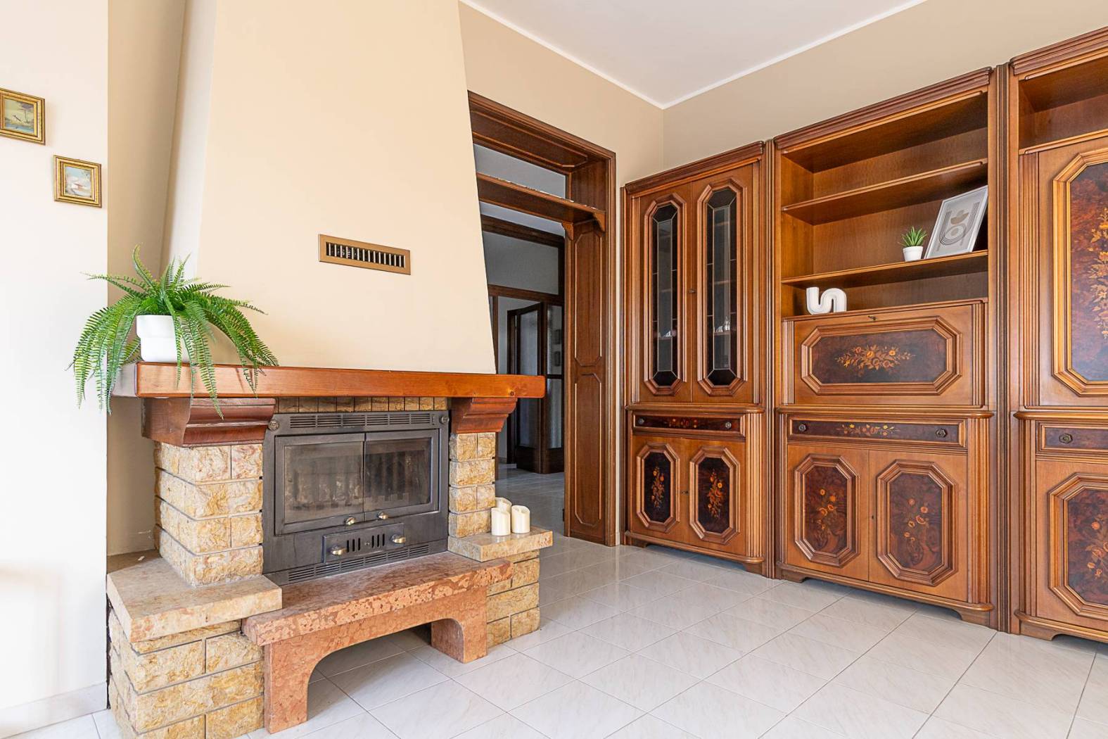 Salone
