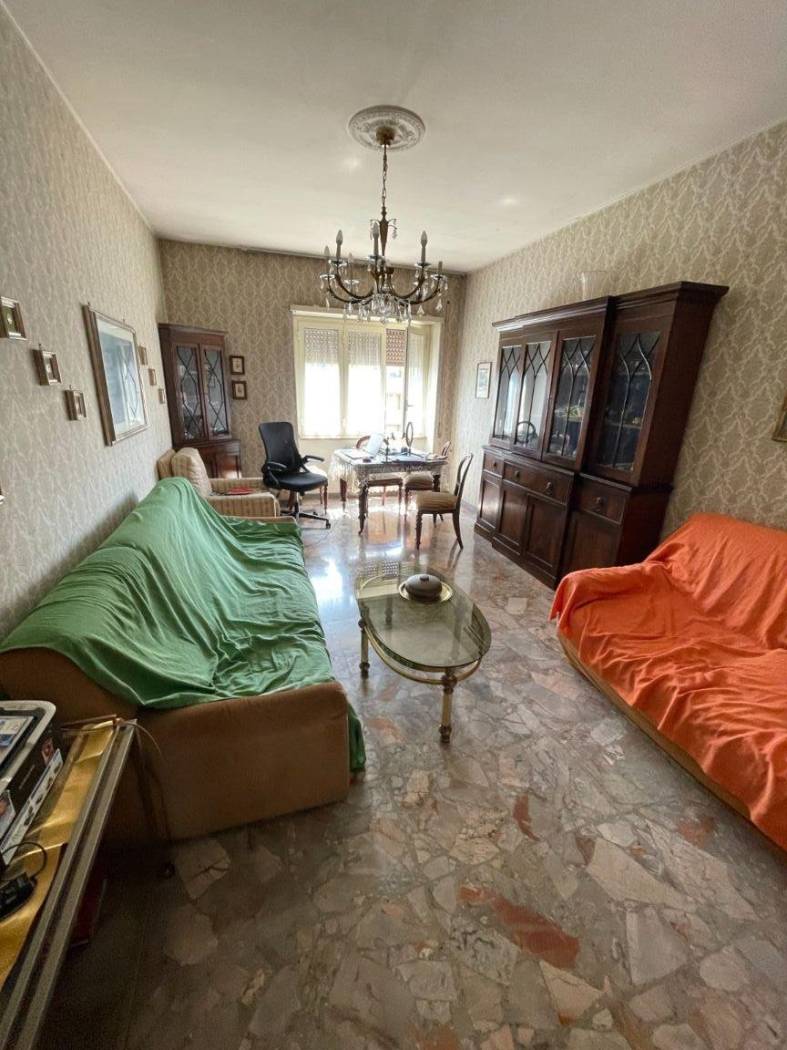 Salone