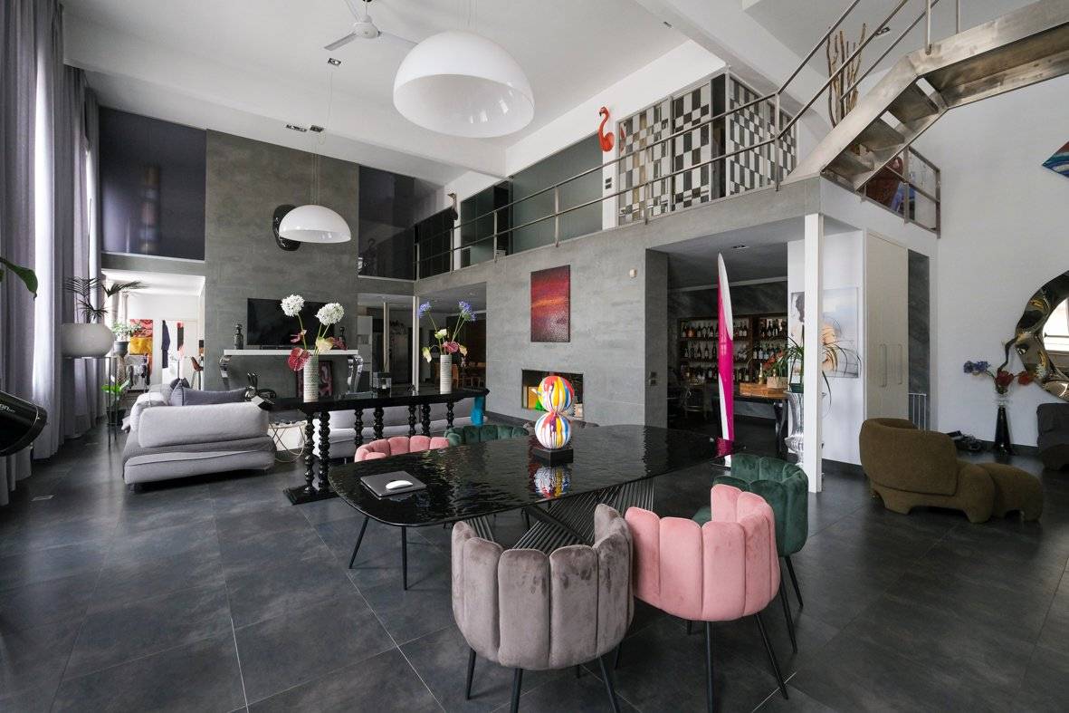 Salone