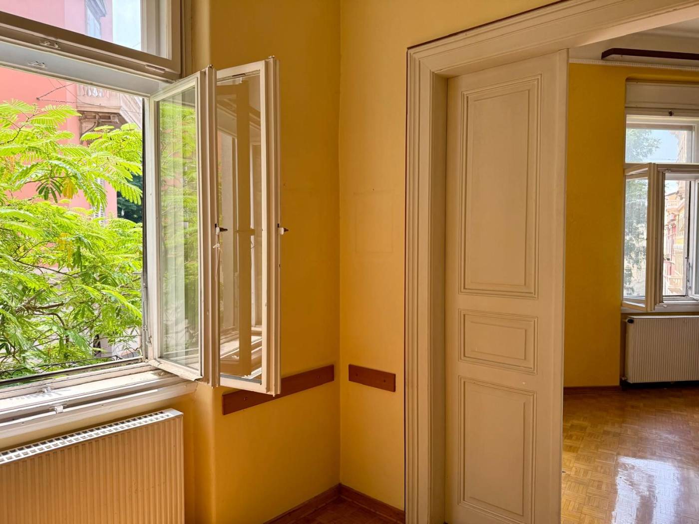 Stanza non arredata