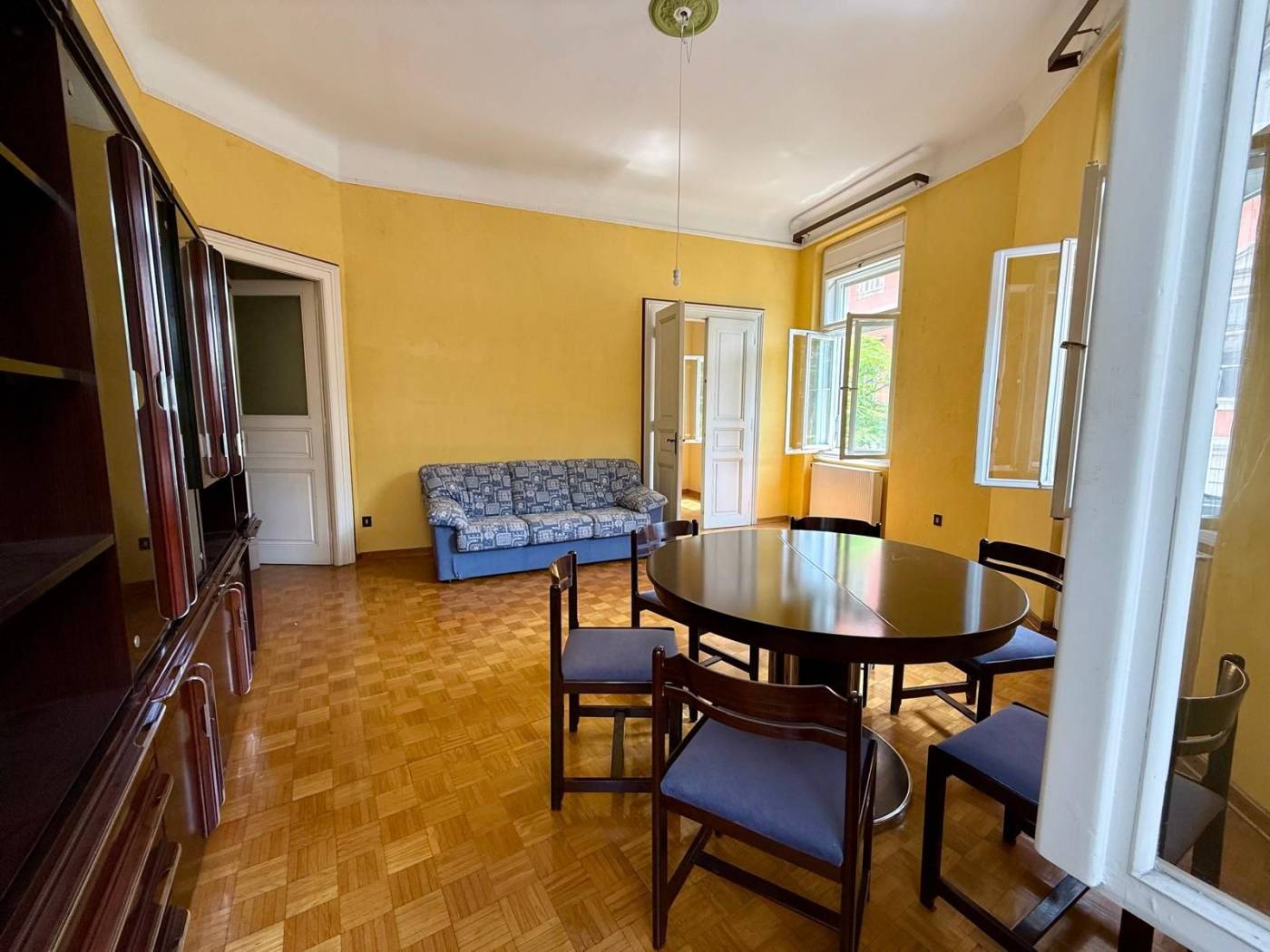 Salone