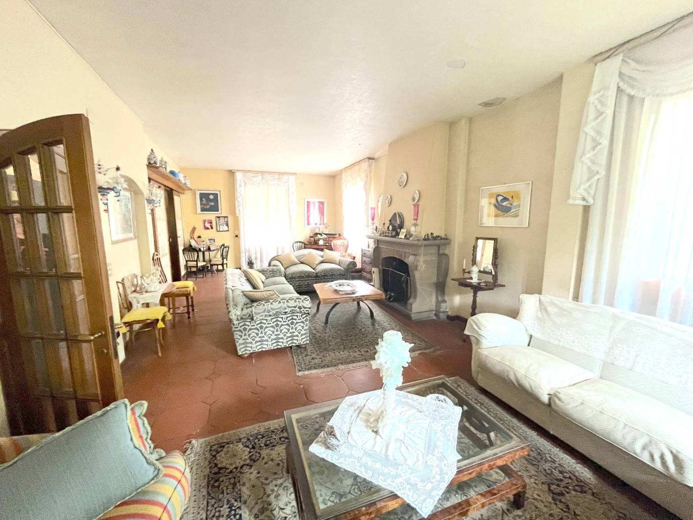 RIF. VE11CARBA - B.A RIPOLI - VILLA LIBERA SU 4 LATI - 550MQ OLTRE 2400 GIARDINO Eu. 1.800.000 Bagno a Ripoli all'interno della zona di 