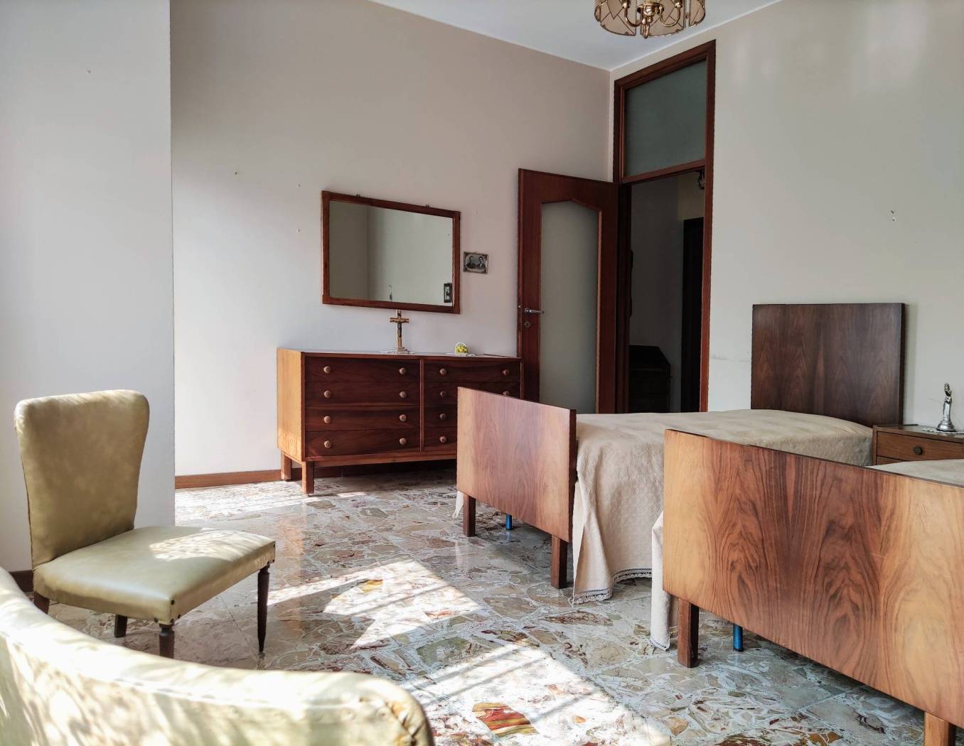 Salone