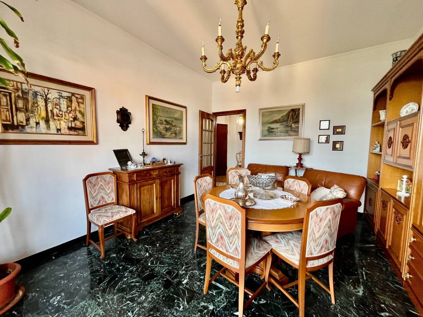 Salone
