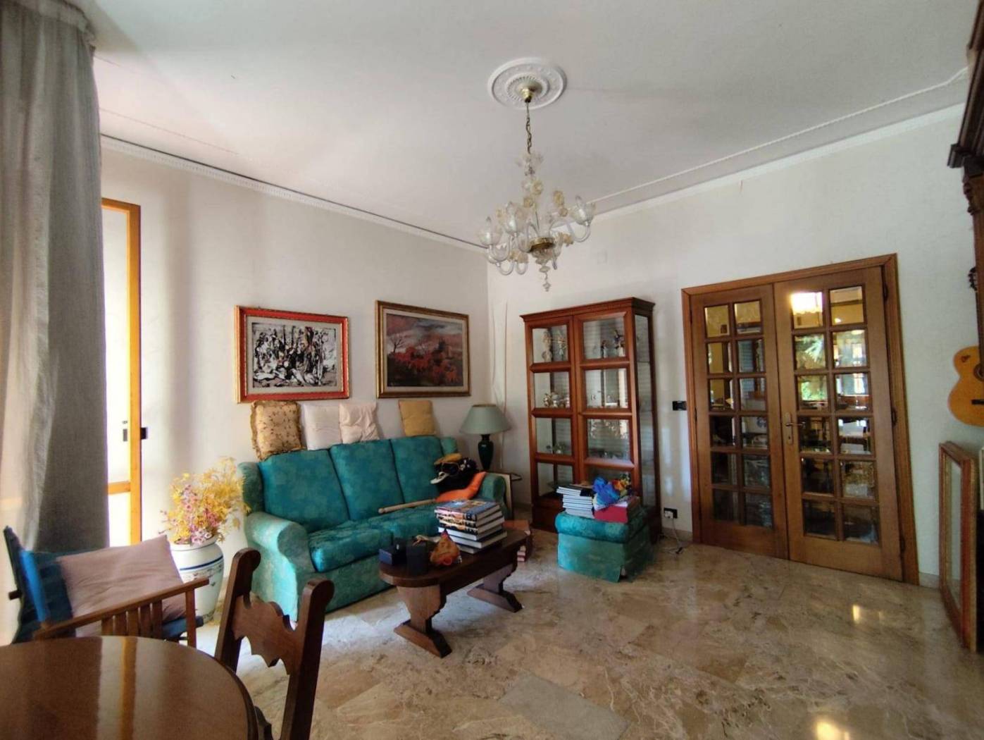 Salone