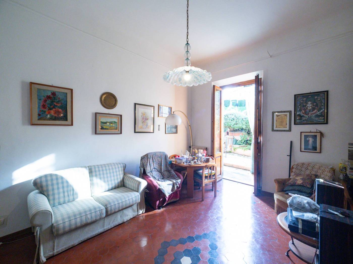 Salone