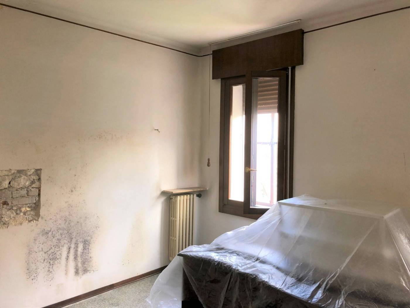 Stanza non arredata