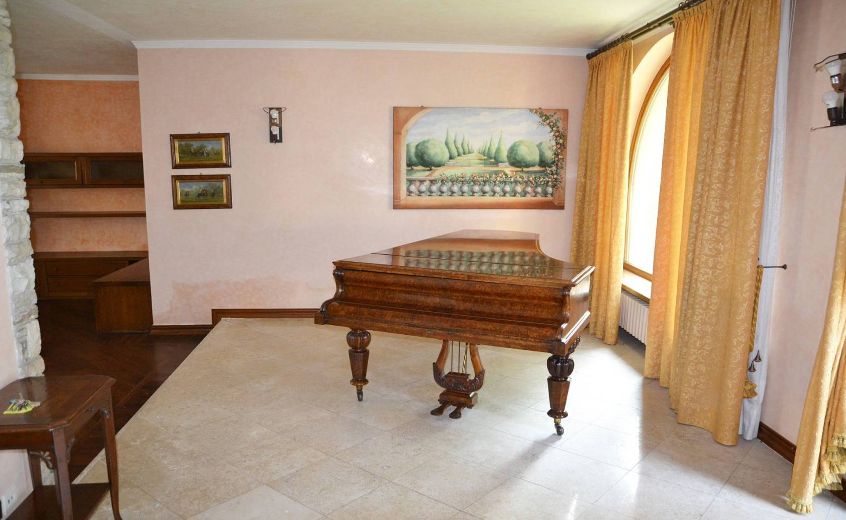 Salone