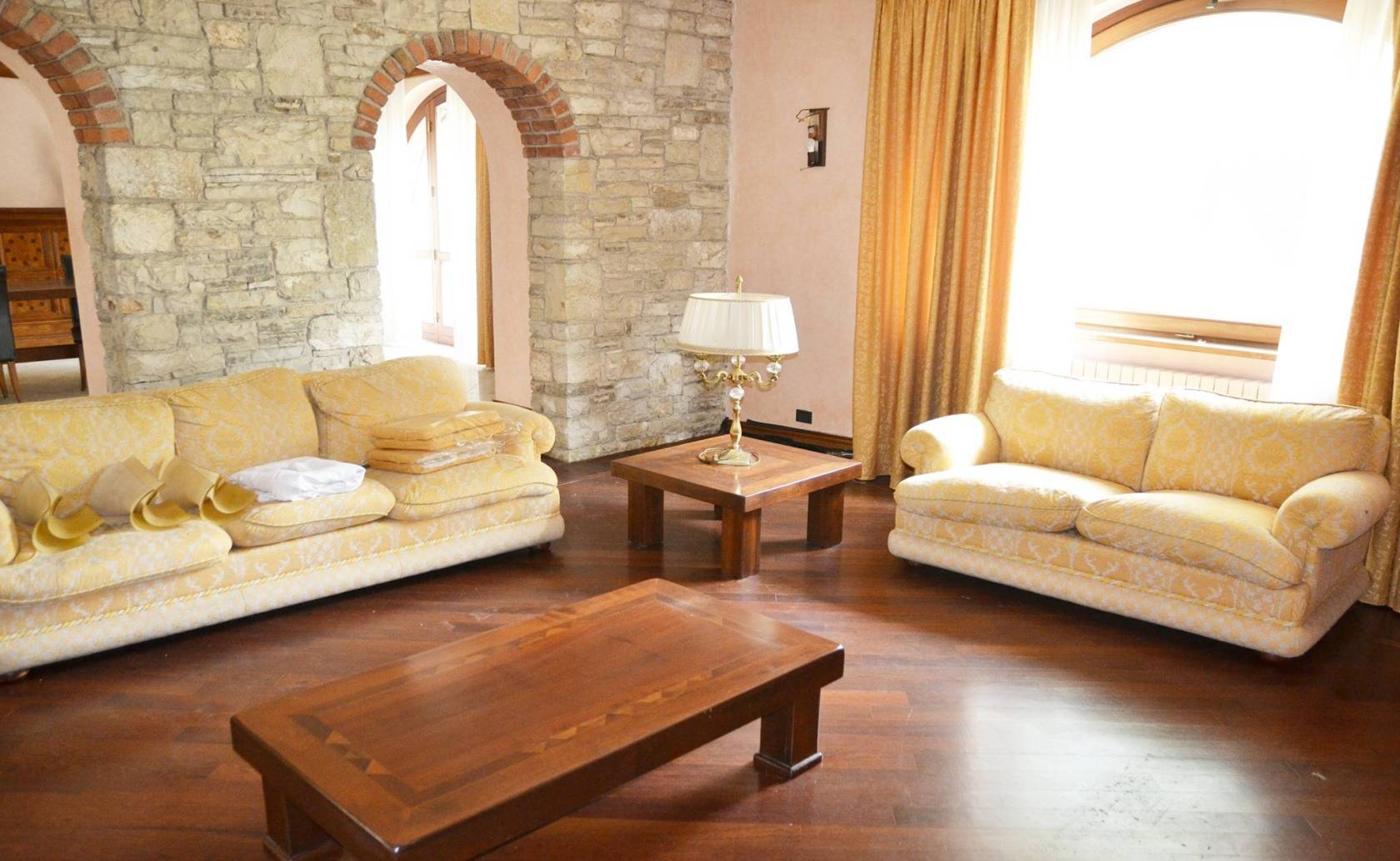 Salone