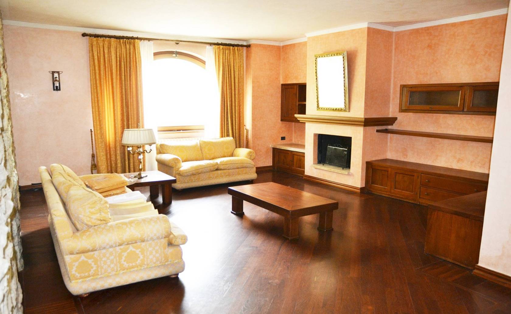 Salone