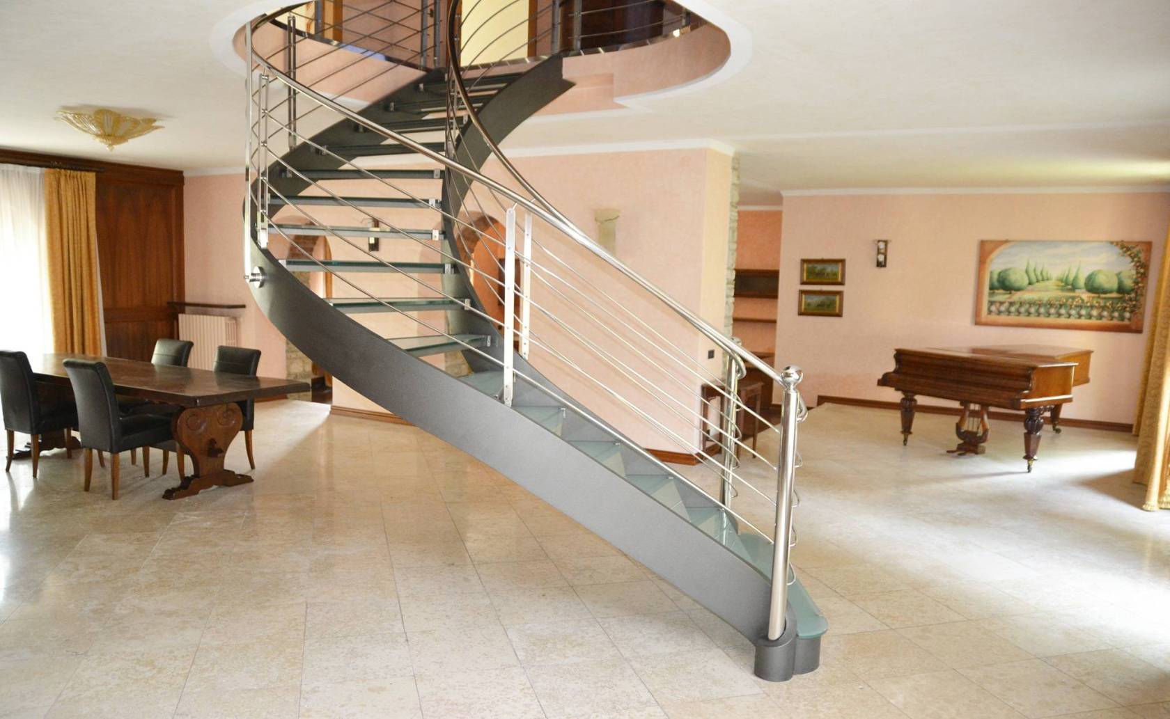 Salone