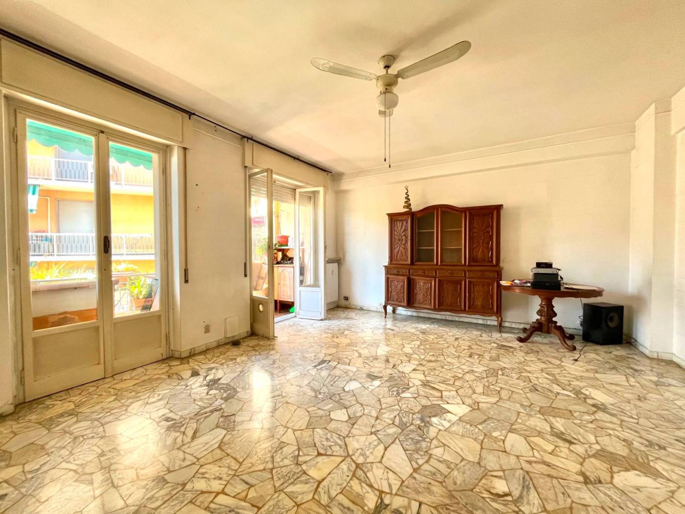 Salone