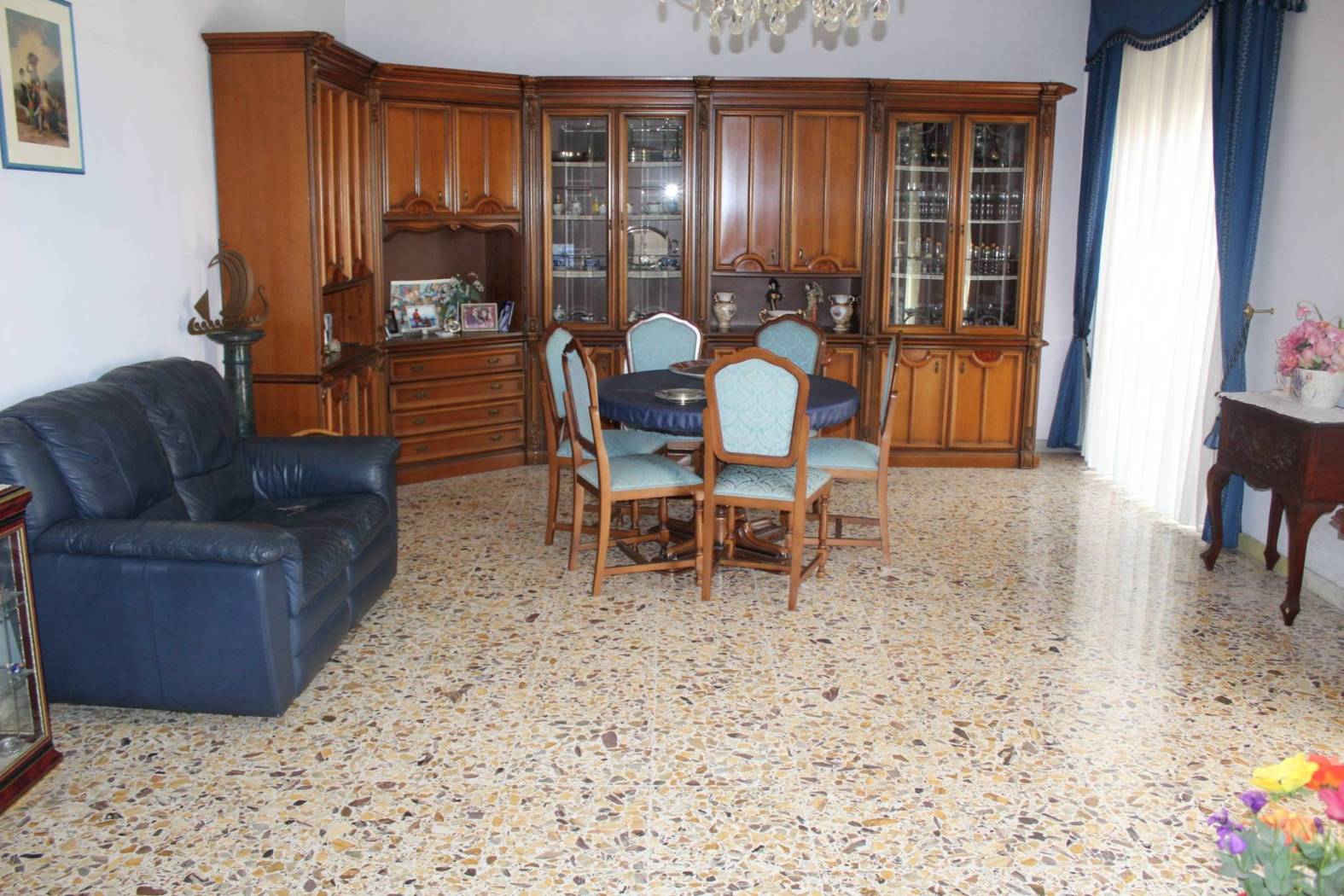 Salone