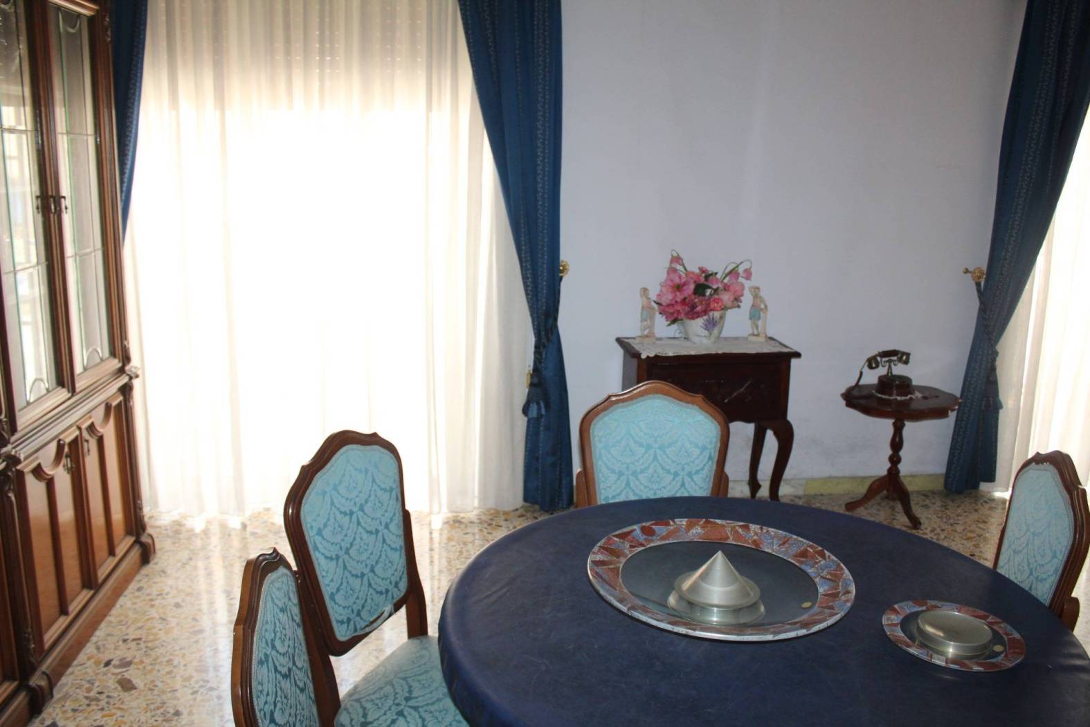 Salone