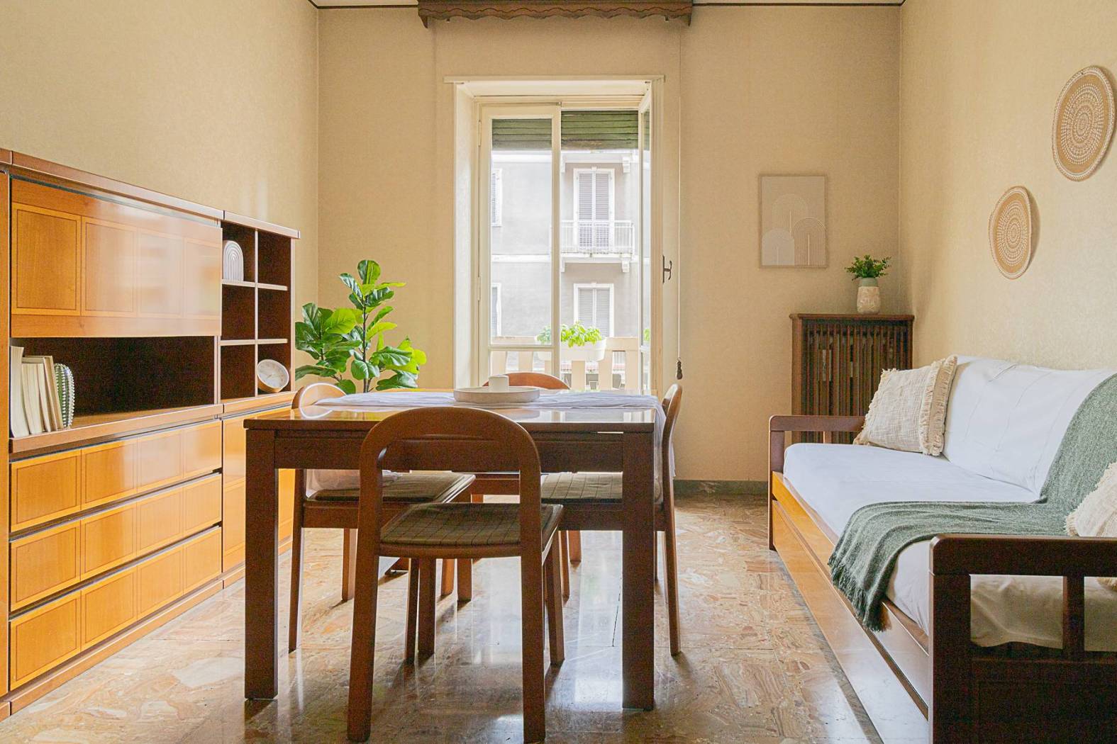 Salone