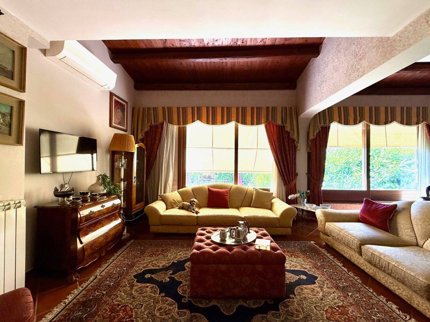 Salone
