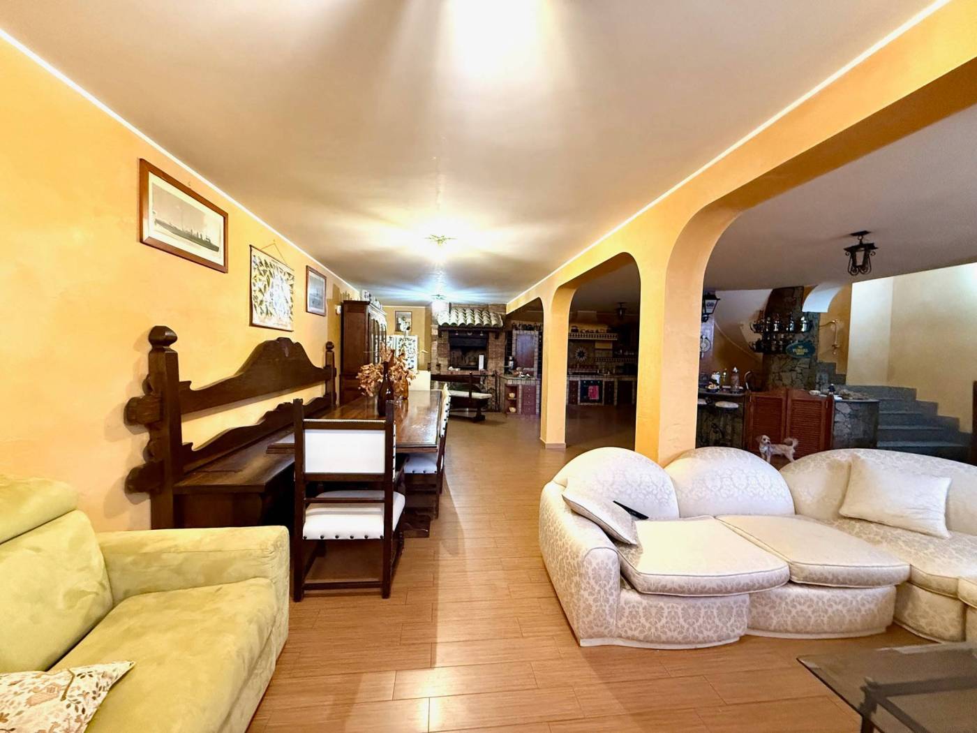 Salone
