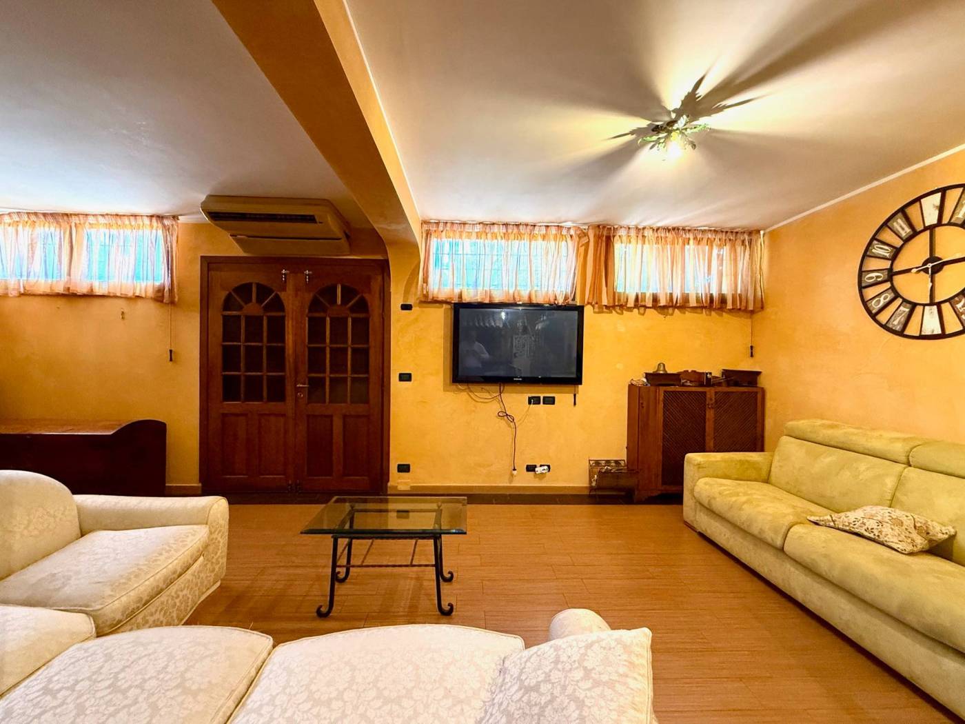 Salone