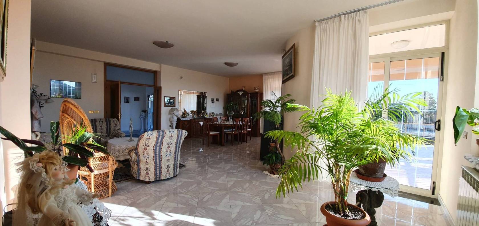 Salone