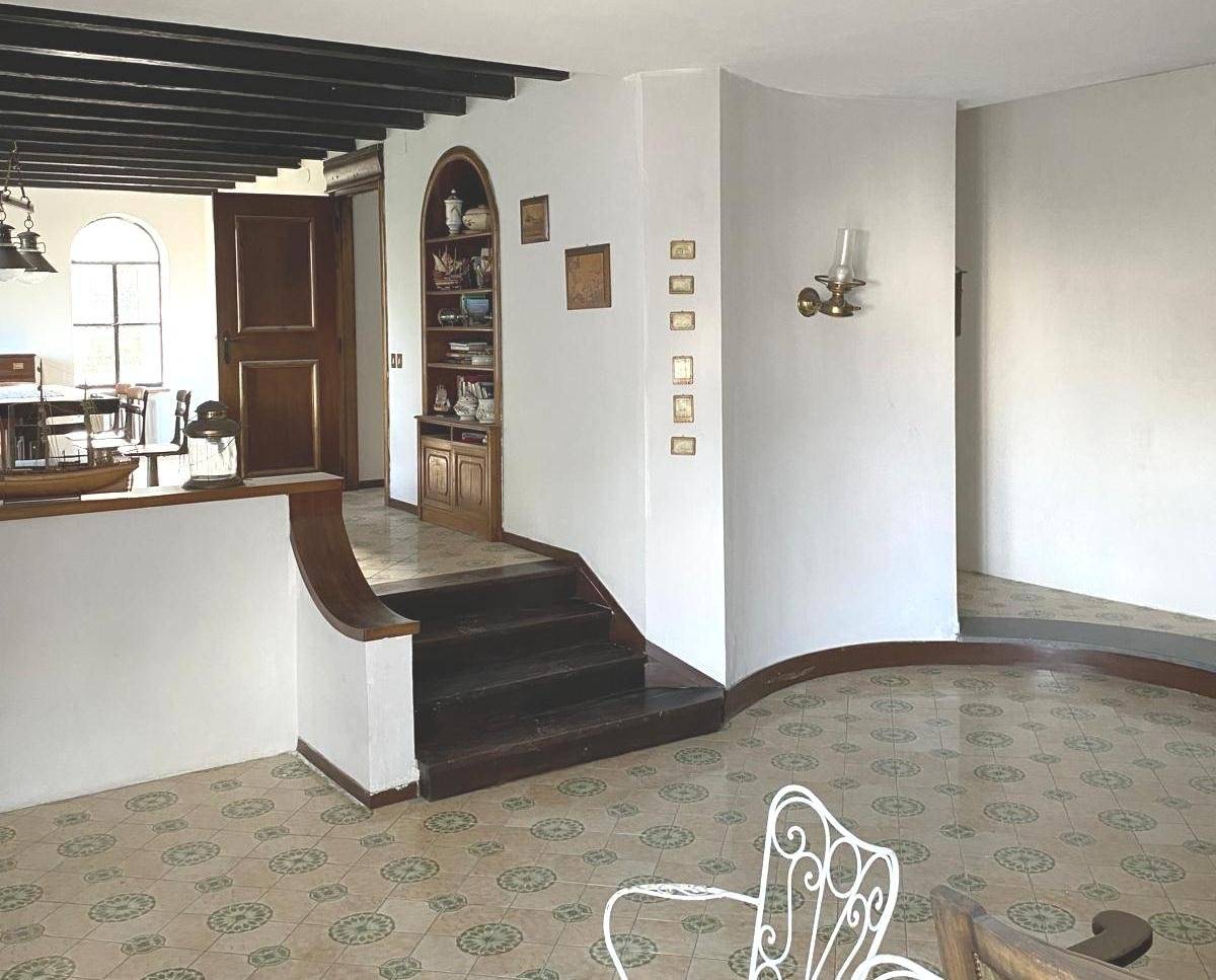 Salone