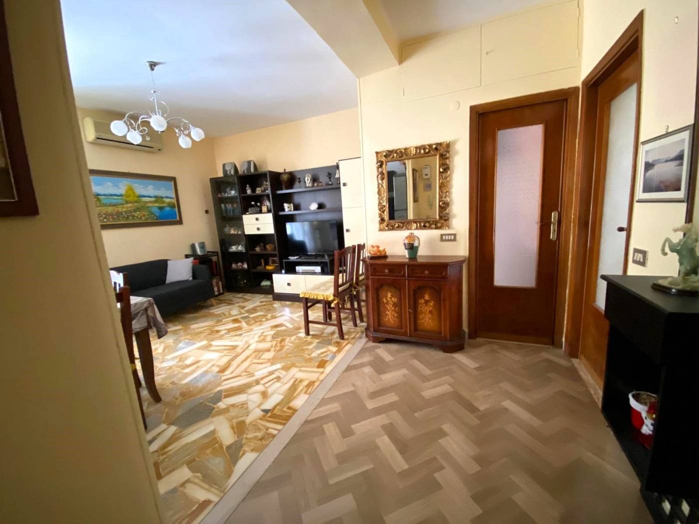 Salone