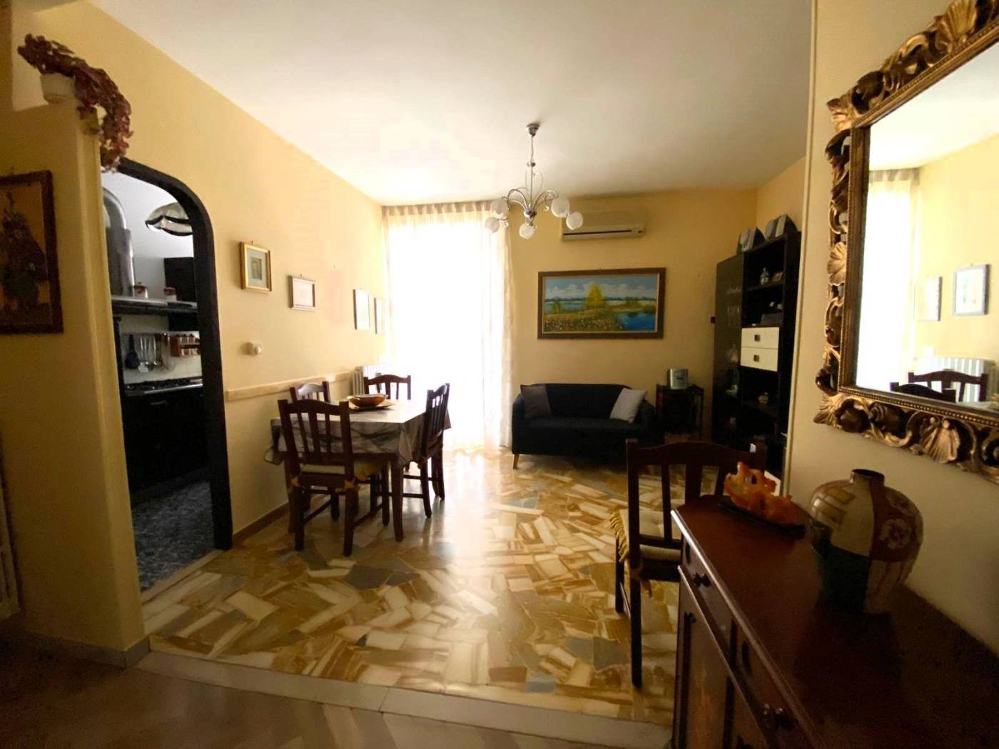 Salone