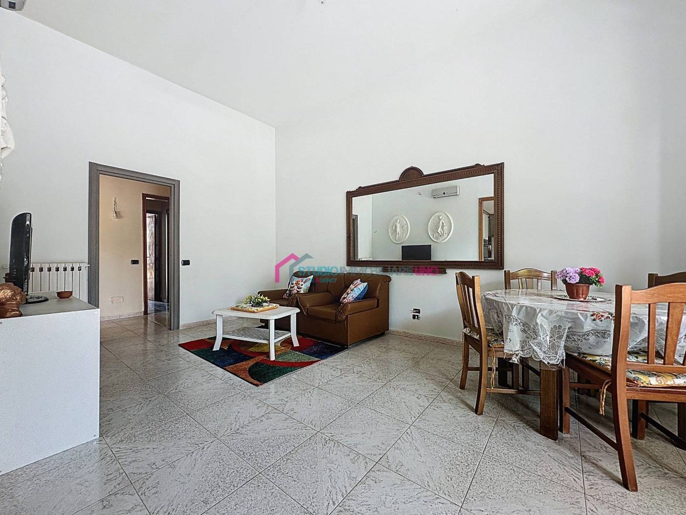 Salone