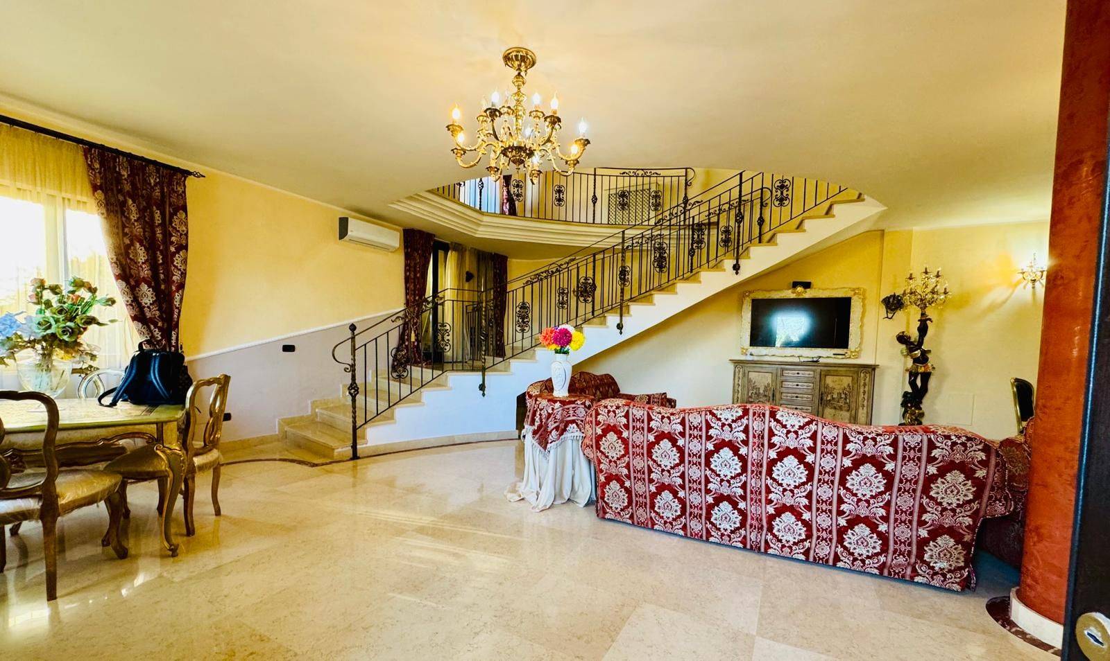 Salone