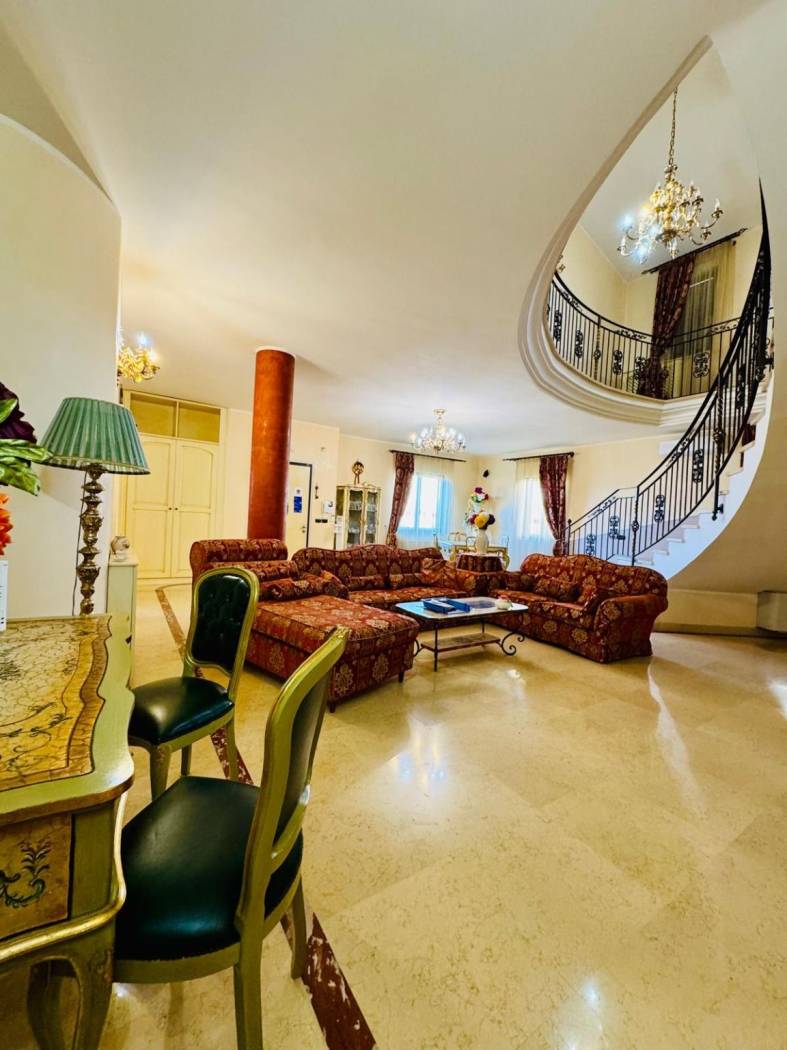Salone
