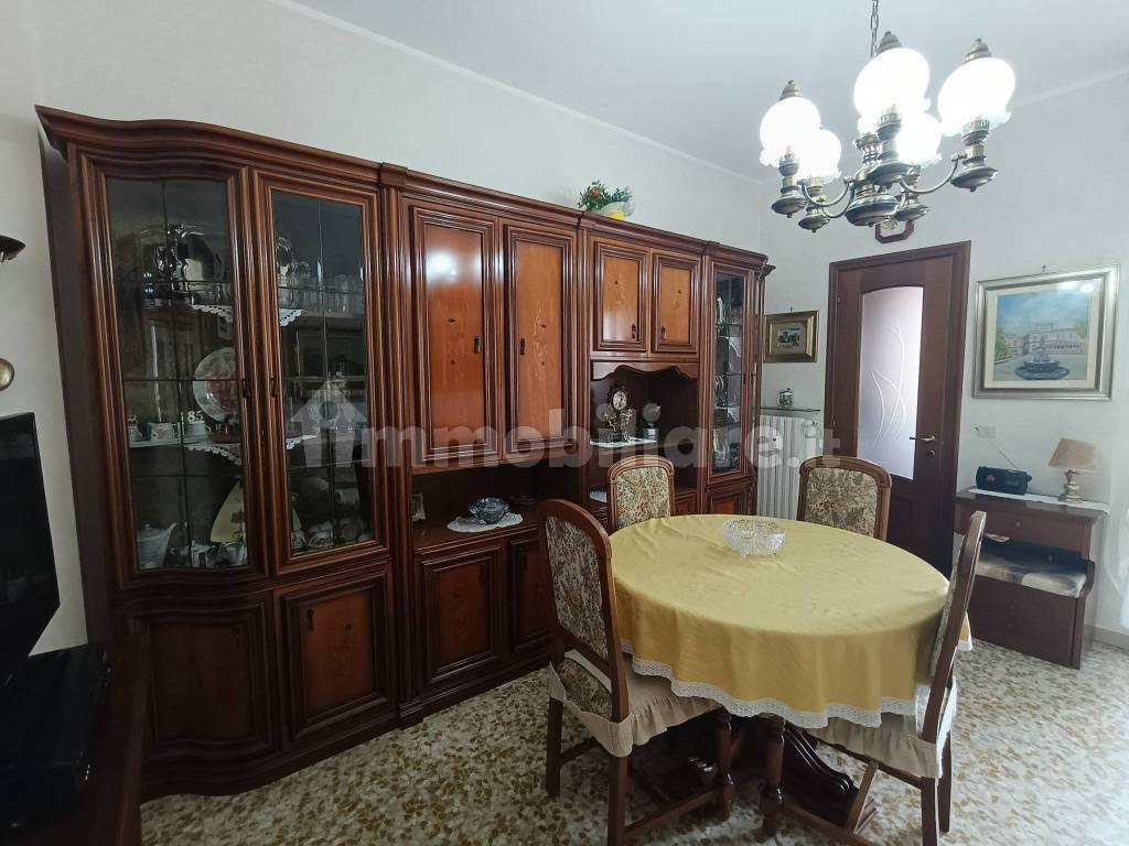 Salone