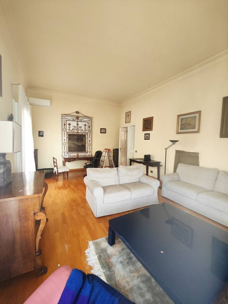 Salone