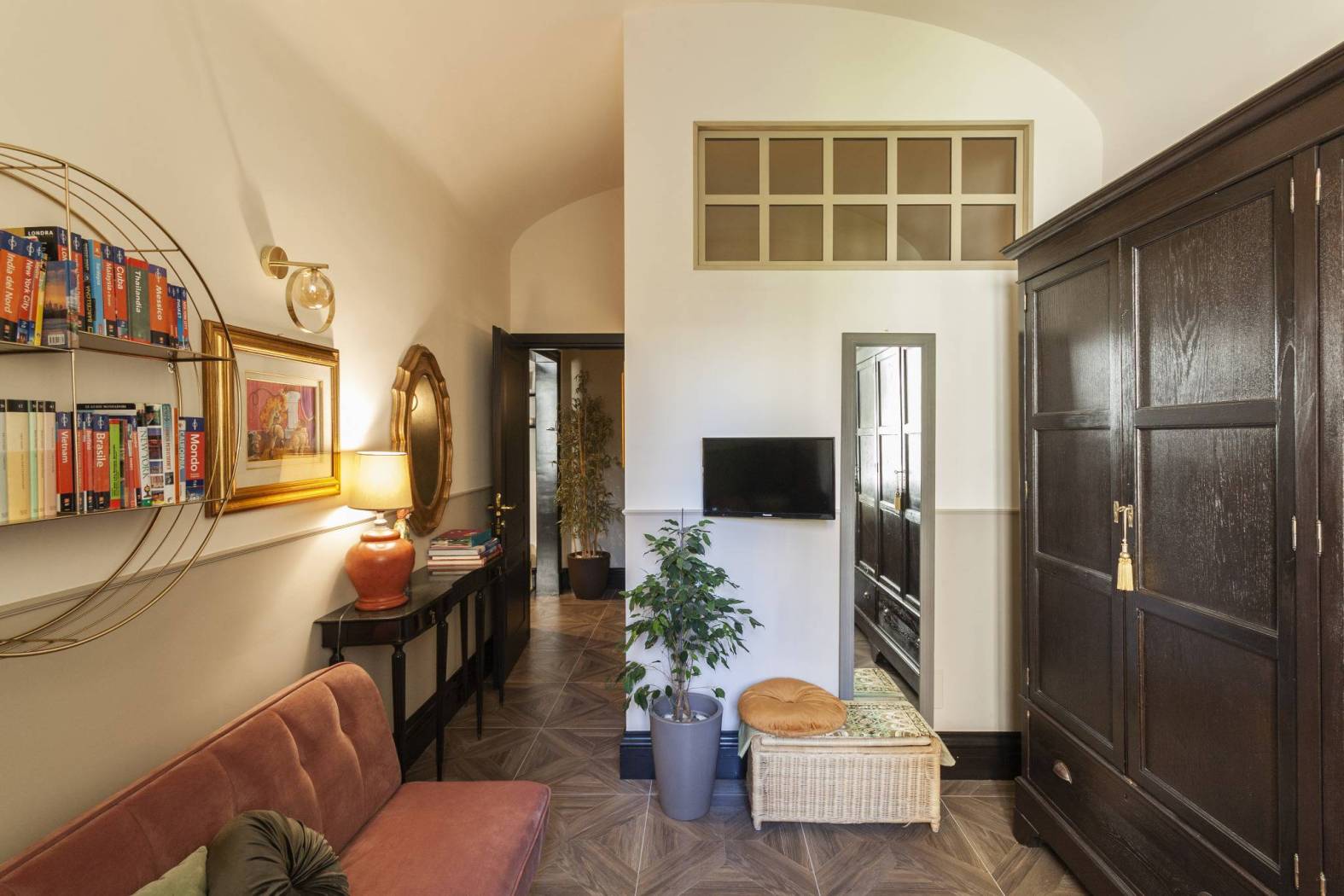 Salone