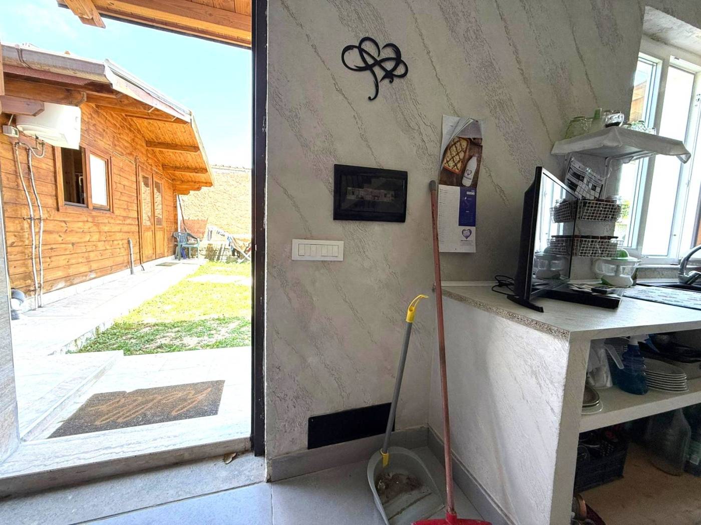Disimpegno Disimpegno