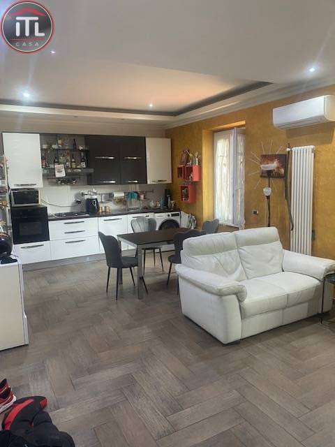 Aurelia 13° KM-Massimina e precisamente in Via Felice Casorati (traversa della principale Via della Massimilla) in una palazzina recentemente 