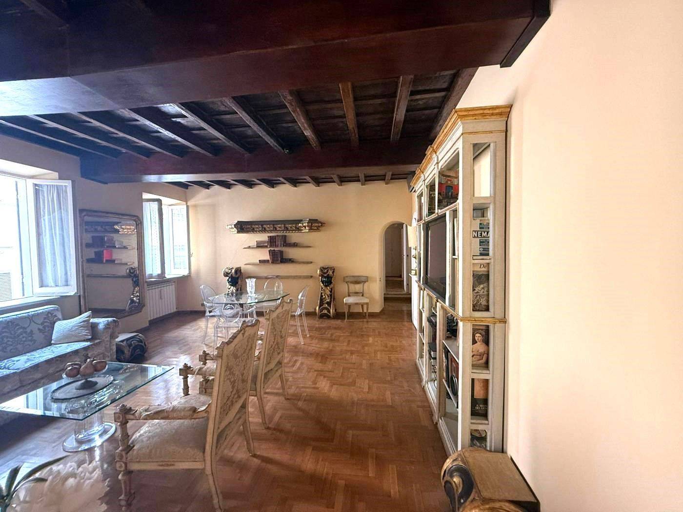 Salone Salone