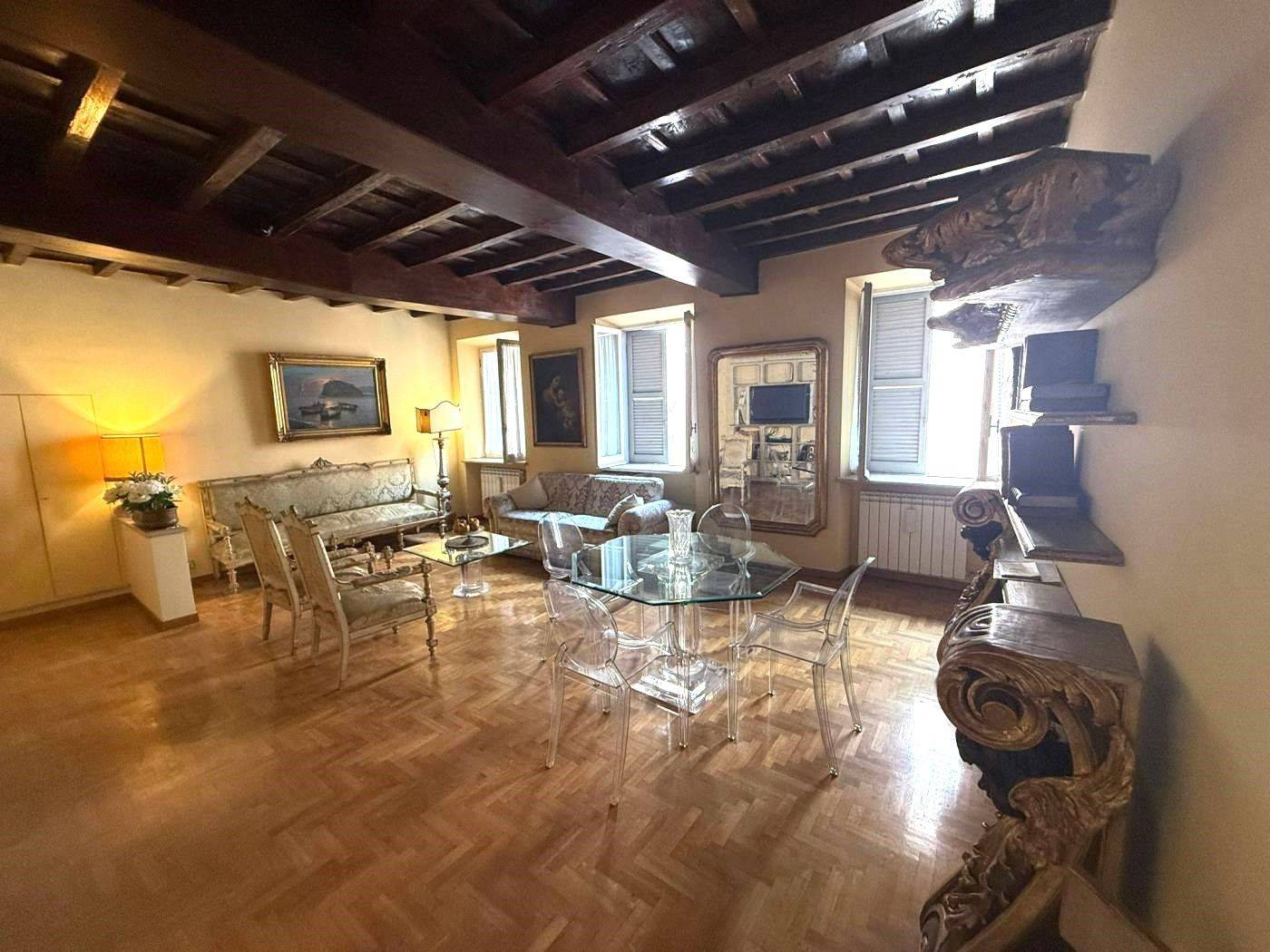 Salone Salone