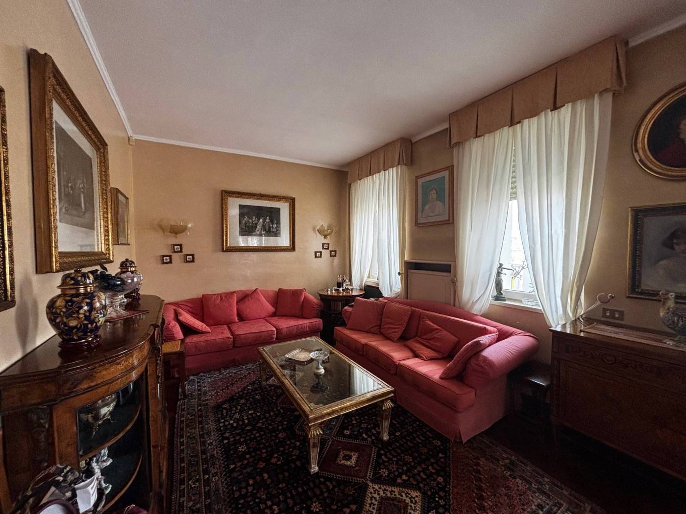 Salone