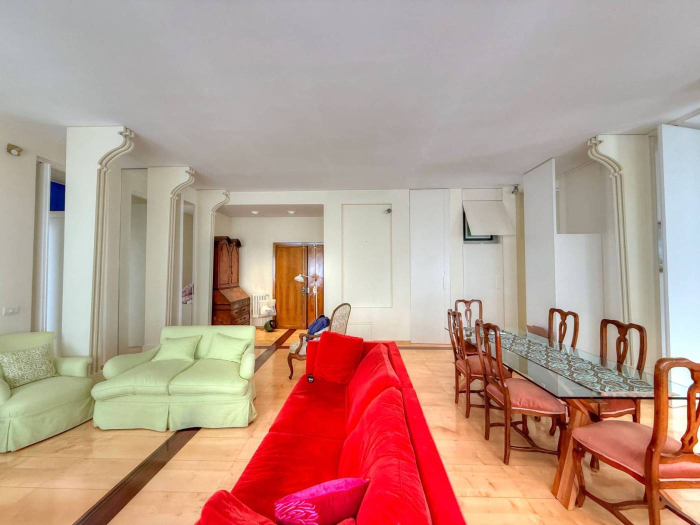 Salone