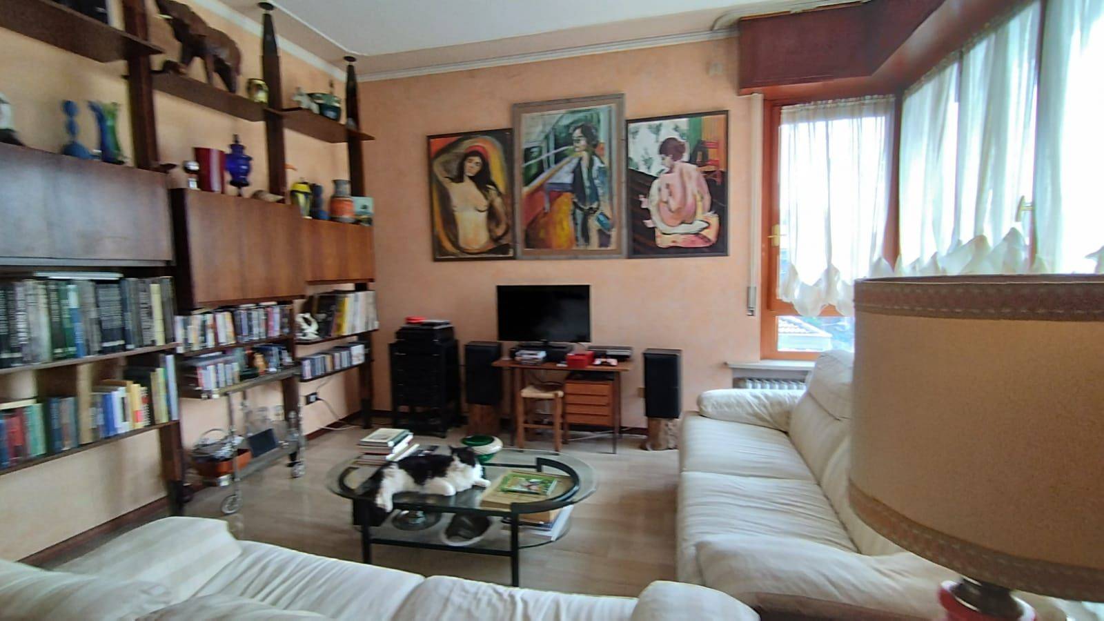 Salone