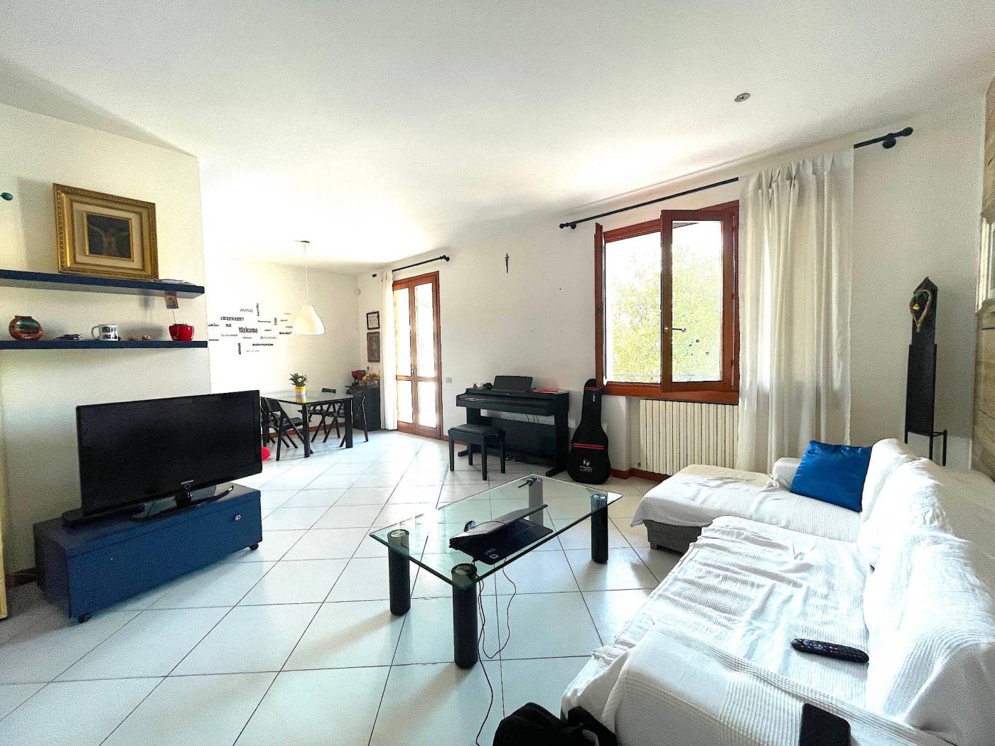 Salone